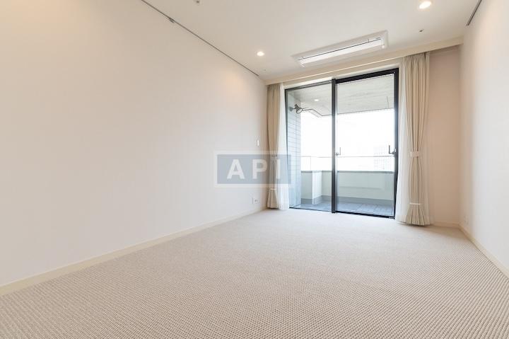  | IZUMI GARDEN RESIDENCE Interior photo 09