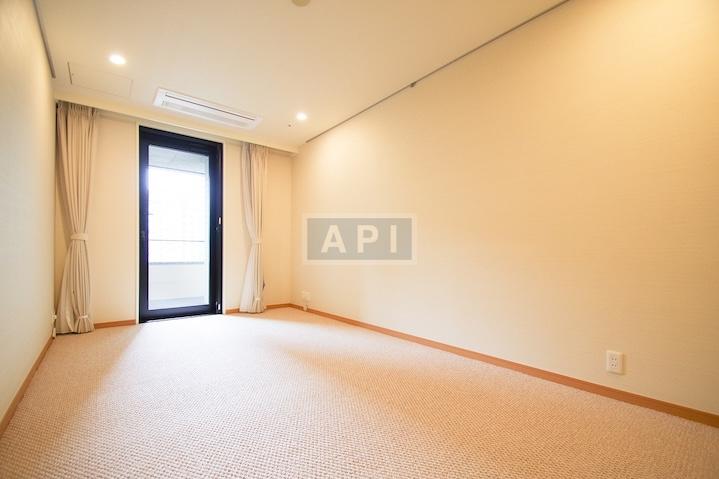  | IZUMI GARDEN RESIDENCE Interior photo 07