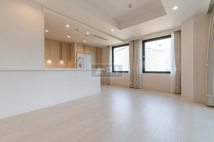  | IZUMI GARDEN RESIDENCE Interior photo 03