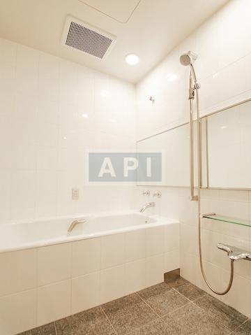  | LA TOUR MITA Interior photo 06