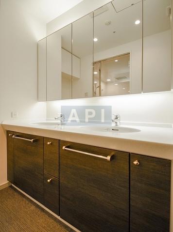  | LA TOUR MITA Interior photo 05
