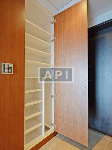  | ROPPONGI HILLS RESIDENCE C TOWER Interior photo 09