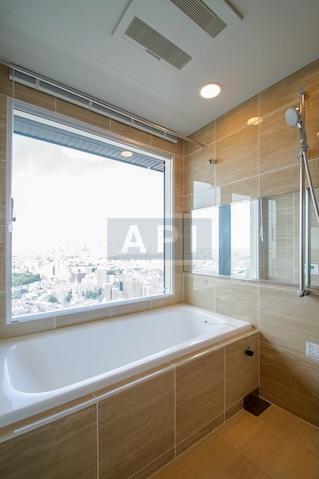  | LA TOUR AOBADAI Interior photo 05