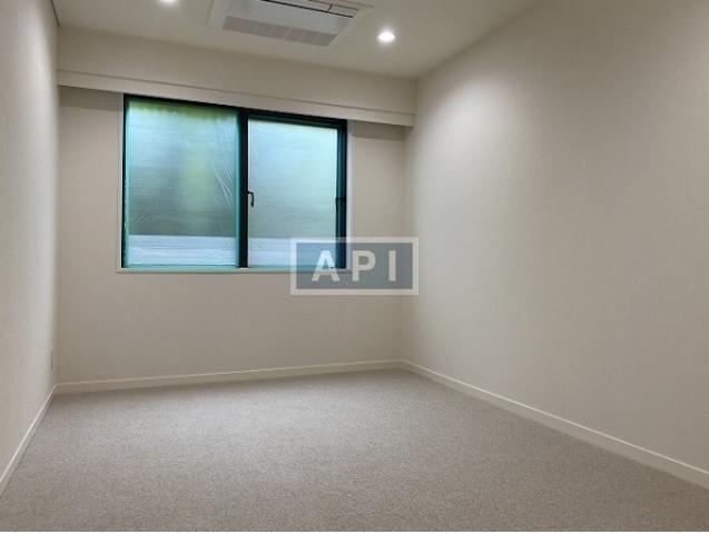  | TRINITY HOUSE Interior photo 12