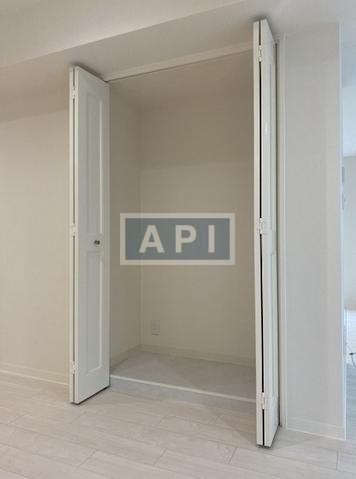  | TRINITY HOUSE Interior photo 14