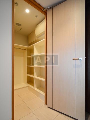  | MOTO-AZABU HILLS FOREST TOWER Interior photo 15