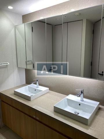  | WITH HARAJUKU RESIDENCE Interior photo 06