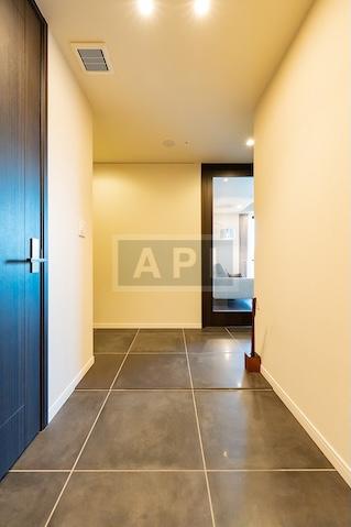  | ROPPONGI GRAND TOWER RESIDENCE Interior photo 07