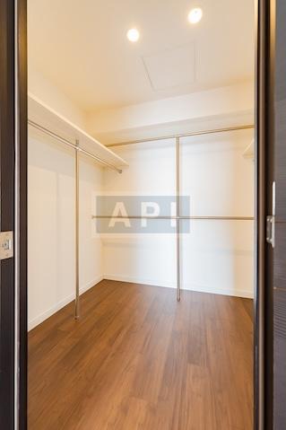  | LA TOUR SHIODOME Interior photo 10