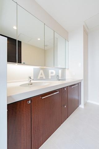  | LA TOUR SHIODOME Interior photo 07