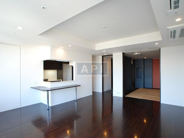  | HIRAKAWACHO MORI TOWER RESIDENCE Interior photo 02