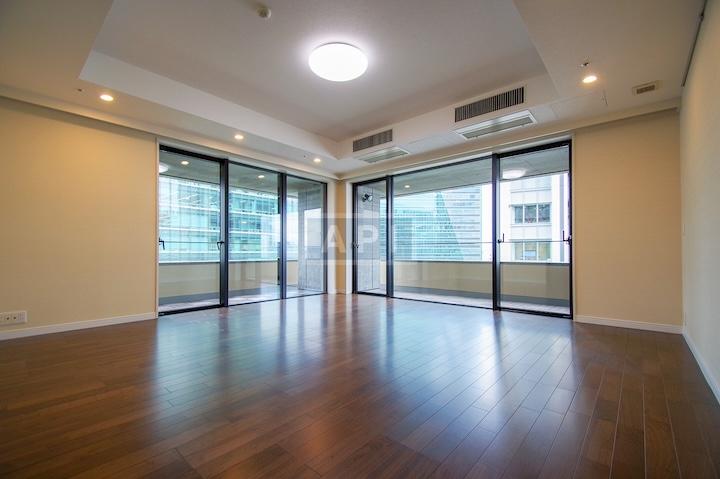  | IZUMI GARDEN RESIDENCE Interior photo 02