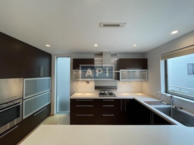  | NISHI-AZABU MANOR HOUSE Interior photo 04
