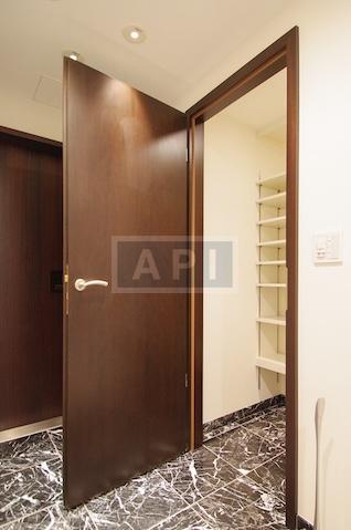  | LA TOUR CHIYODA Interior photo 10