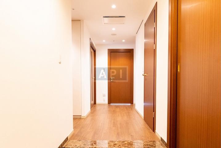  | LA TOUR MITA Interior photo 08