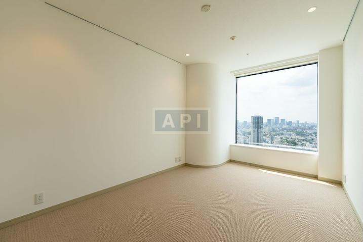  | LA TOUR MITA Interior photo 06
