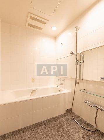  | LA TOUR MITA Interior photo 05