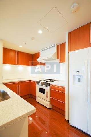  | IZUMI GARDEN RESIDENCE Interior photo 02