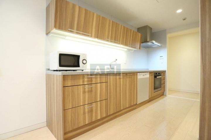  | NISHI-AZABU MANOR HOUSE Interior photo 04