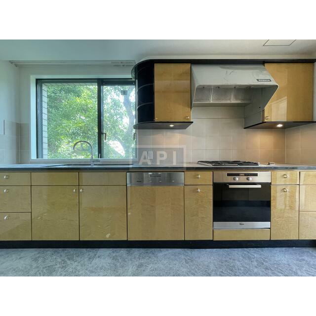  | NISHI-AZABU MANOR HOUSE Interior photo 03