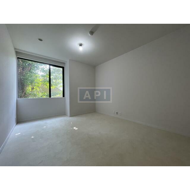  | NISHI-AZABU MANOR HOUSE Interior photo 09