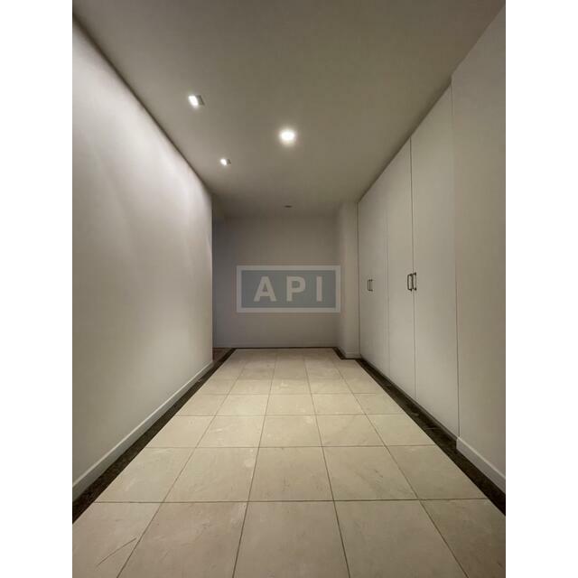  | NISHI-AZABU MANOR HOUSE Interior photo 06