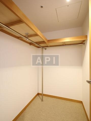  | AKASAKA TAMEIKE TOWER RESIDENCE Interior photo 06