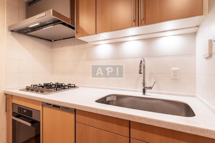  | IZUMI GARDEN RESIDENCE Interior photo 03