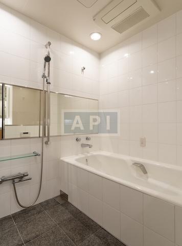  | IZUMI GARDEN RESIDENCE Interior photo 05