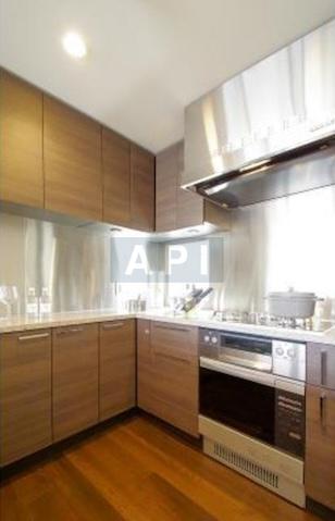  | PARK AXIS OMOTESANDO RESIDENCE Interior photo 04