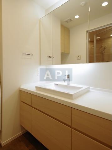  | LA TOUR SHIBUYA Interior photo 03