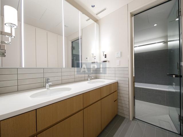 | TORANOMON HILLS RESIDENTIAL TOWER Interior photo 03