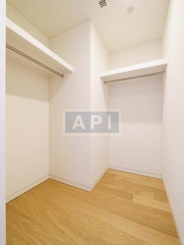  | TORANOMON HILLS RESIDENTIAL TOWER Interior photo 08