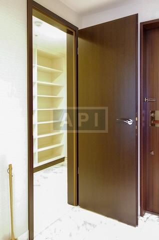  | IZUMI GARDEN RESIDENCE Interior photo 13