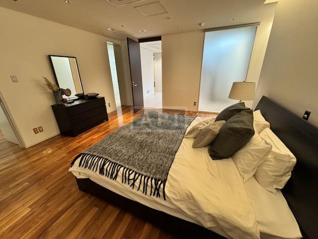  | MINAMI-AZABU FLATS Interior photo 12