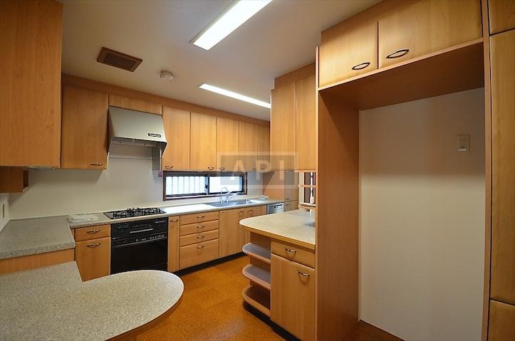  | DENENCHOFU 2-CHOME K HOUSE Interior photo 02