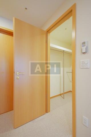  | IZUMI GARDEN RESIDENCE Interior photo 09