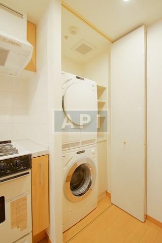  | IZUMI GARDEN RESIDENCE Interior photo 03