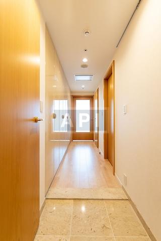  | LA TOUR CHIYODA Interior photo 08