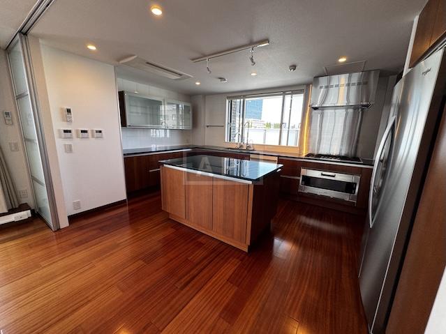  | AZABU DAI-ICHI MANSIONS Interior photo 06