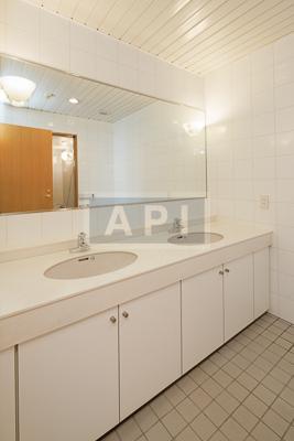  | PINE HILLS SETA Interior photo 06