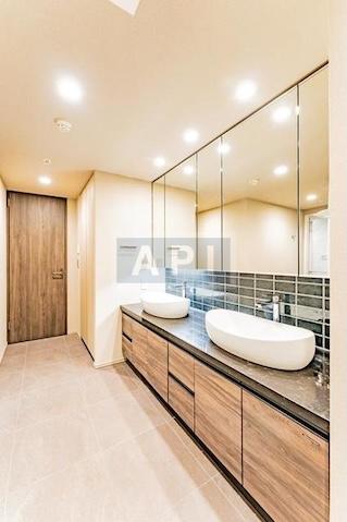  | ROYAL PARKS SHINAGAWA Interior photo 03