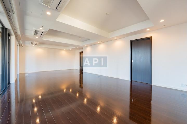  | IZUMI GARDEN RESIDENCE Interior photo 02