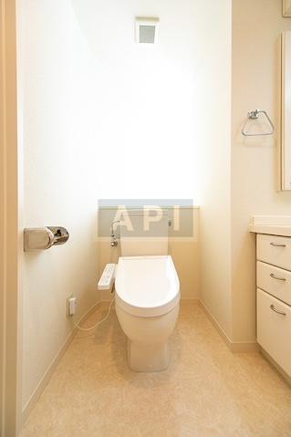  | LA COLINE JINGUMAE Interior photo 09