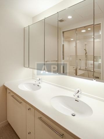  | LA TOUR SHIODOME Interior photo 04