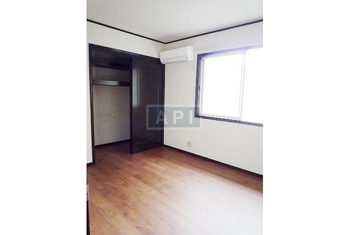  | GONDA HOUSE #B Interior photo 06