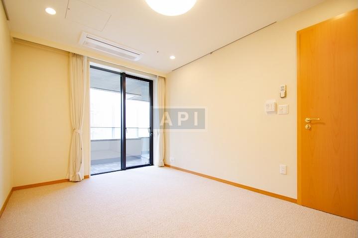  | IZUMI GARDEN RESIDENCE Interior photo 05
