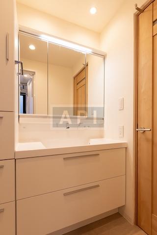  | SHIBA HEIGHTS Interior photo 05