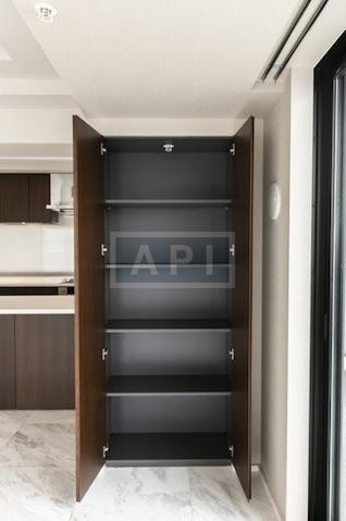  | TOKYO PORT CITY TAKESHIBA RESIDENCE TOWER Interior photo 13