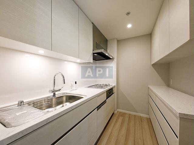  | AZABUDAI HILLS GARDEN PLAZA RESIDENCE Interior photo 04